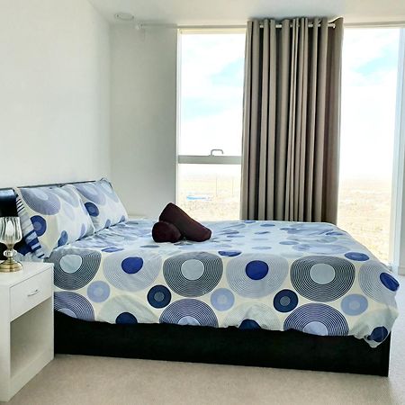 Ultra Modern Room London Room photo